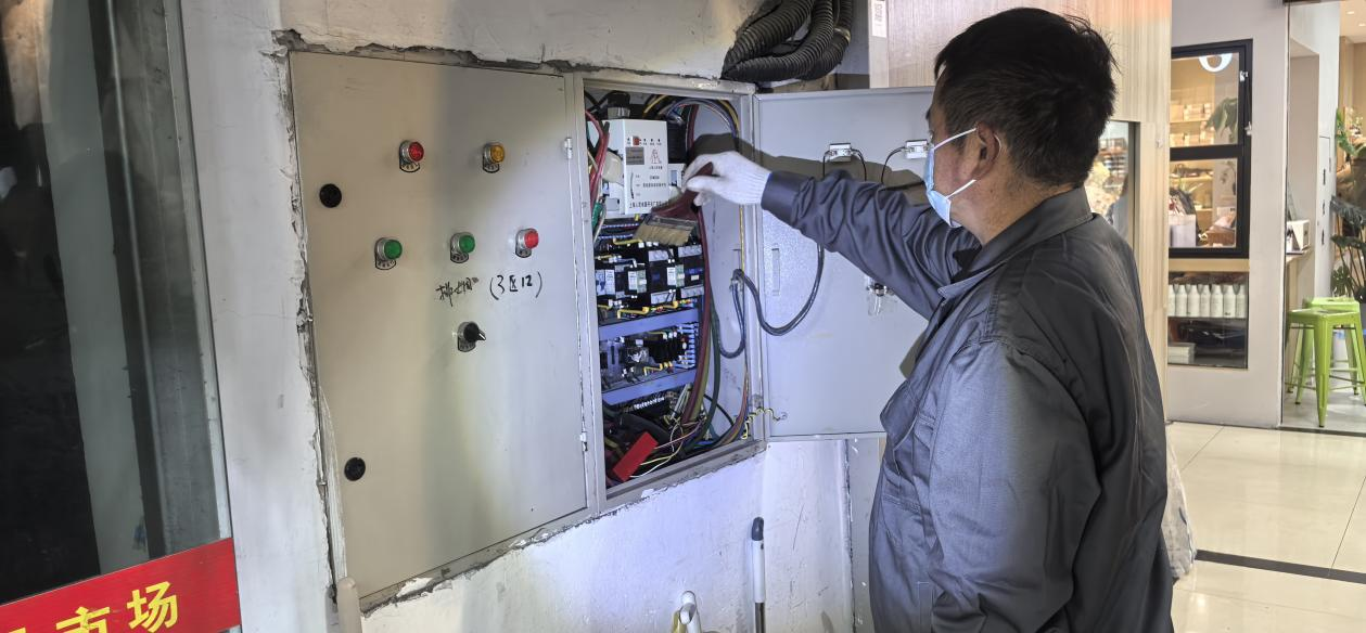 钱江商城排烟风机节造柜守护实现，安全保险再升级