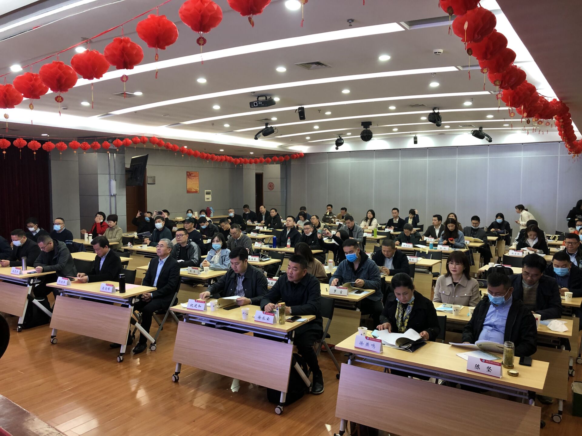 PP电子游戏幼贷高管赴武汉大学进建