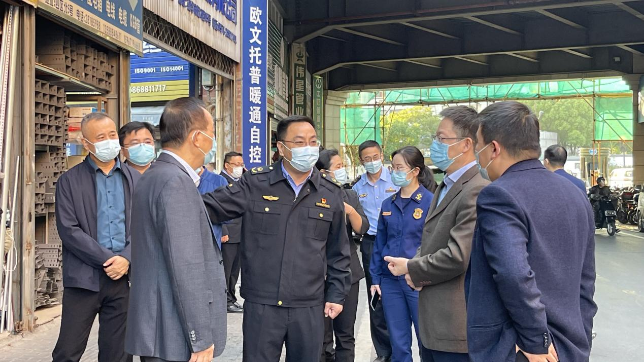 拱墅区辅导赴PP电子游戏市场 查抄疫情防控及消防安全工作